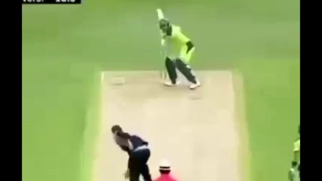 Abdul Razzaq 5 big sixes
