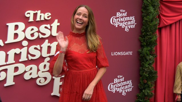Amy Acker attends The Best Christmas Pageant Ever world premiere red carpet event