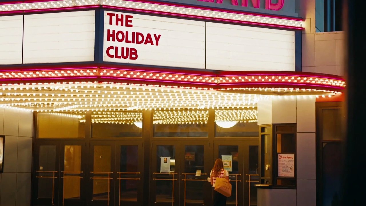 The Holiday Club Trailer OV