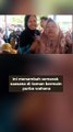 Ratusan Emak-Emak Menangis Untuk Dapatkan Uang Ratusan Juta