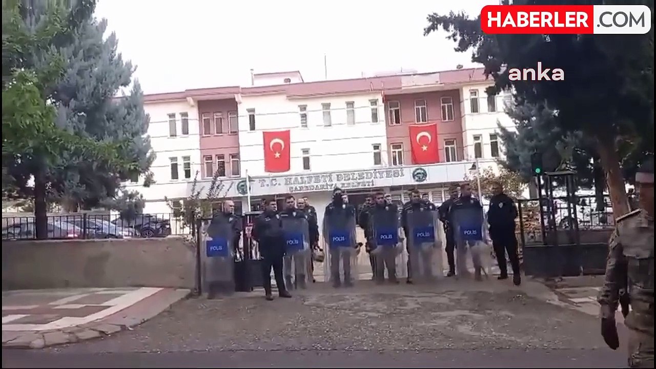 Halfeti Belediyesi'nde Kayyum Ataması ve Güvenlik Önlemleri Artıyor
