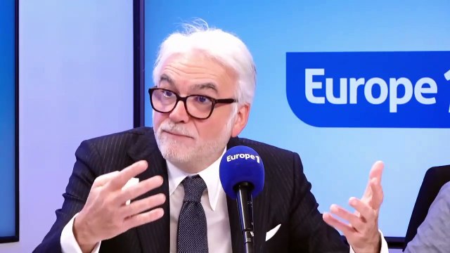 Le courage d'une Iranienne dévêtue dans Téhéran : «Ça nous interroge quand on voit nos féministes à géométrie variable», confie Pascal Praud