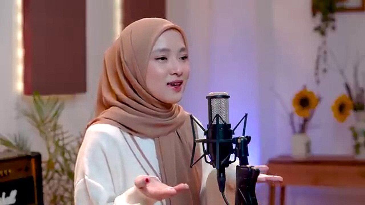 ALLAH KARIM - NISSA SABYAN (OFFICIAL MUSIC VIDEO)
