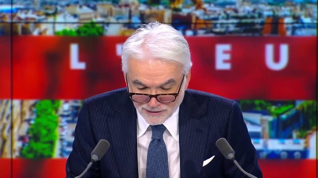 Édito Pascal Praud - Une Iranienne dévêtue dans Téhéran : «Le courage est la vertu des héros»