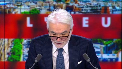 Édito Pascal Praud - Une Iranienne dévêtue dans Téhéran : «Le courage est la vertu des héros»