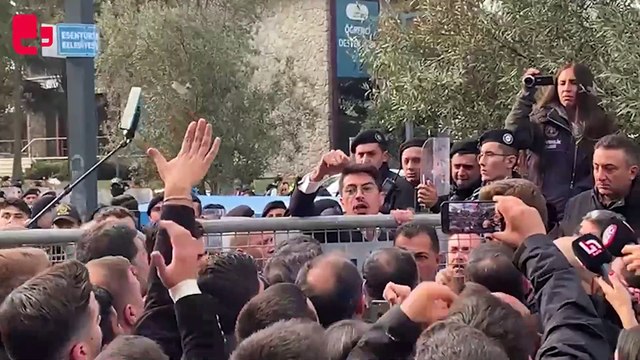 Esenyurt kayyımının talimatıyla CHP Grup Toplantı Odası kilitlendi, meclis üyeleri dışarı atıldı