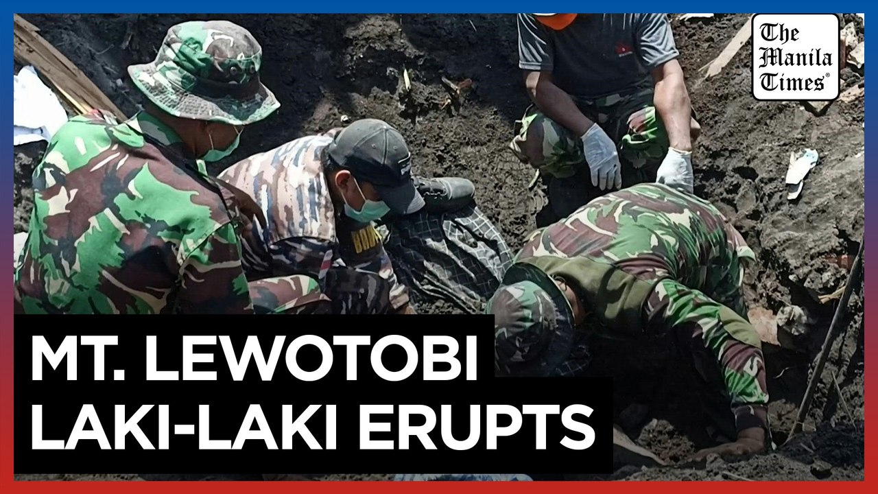 Indonesia volcano eruption kills at least 10, sets houses aflame