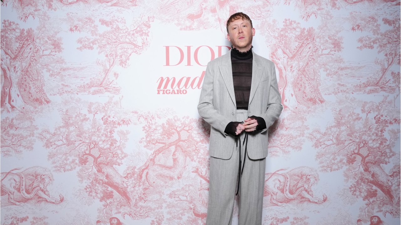 GALA VIDÉO - Eddy de Pretto à cheval sur son hygiène de vie : “Je fais très attention à ce que je mange”