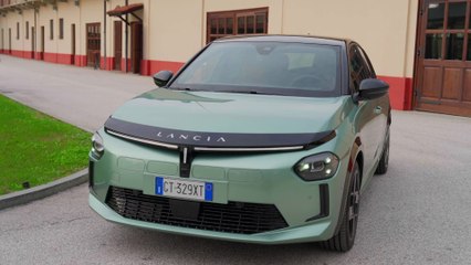 The new Lancia Ypsilon BEV Design Preview