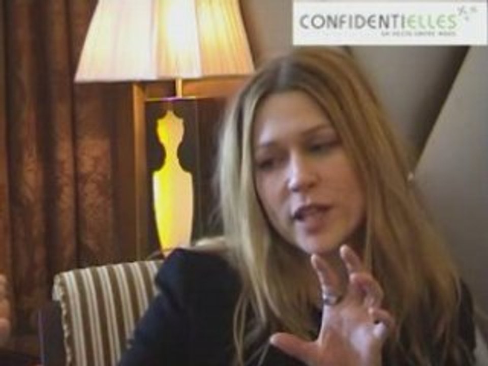 Interview de Marie Josée Croze par Confidentielles