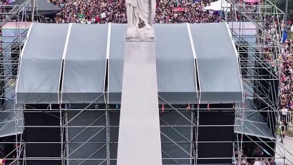 Así estuvo la plaza durante el día de la Marcha del Orgullo LGBT