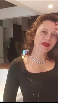 Exemple: deco salon salle a manger chic laiton doré et couleurs pastel