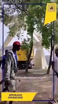 Coupe du Monde Féminine U17 République Dominicaine : Ambiance devant le stade Estadio Olímpico Félix Sánchez ️ avant la finale entre l'Espagne et la Corée du Nord ⚽