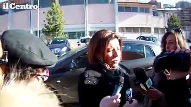 Il sottosegretario alla ricostruzione De Micheli all'Aquila