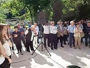 L'Aquila, Gianna Nannini bloccata in aeroporto: salta la festa per il centro polifunzionale