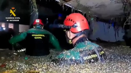 Las autoridades sanitarias alertan sobre el riesgo de infecciones tras la DANA