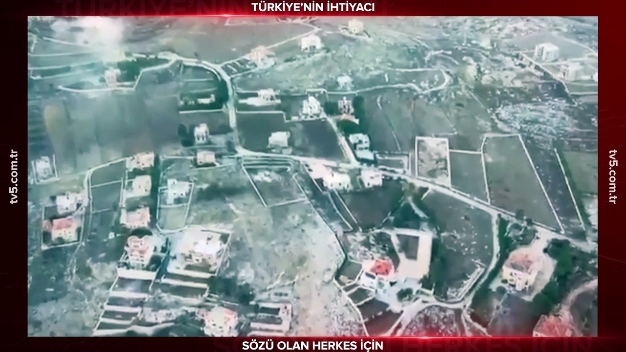 İşgalci İsrail Lübnan'da bir kasabayı böyle yıktı