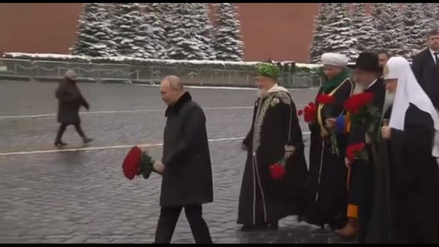 Putin sulla Piazza Rossa di Mosca nel Giorno dell'Unità Nazionale