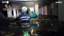 Maltempo Spagna, le ricerche dei dispersi e delle vittime nei garage di Valencia