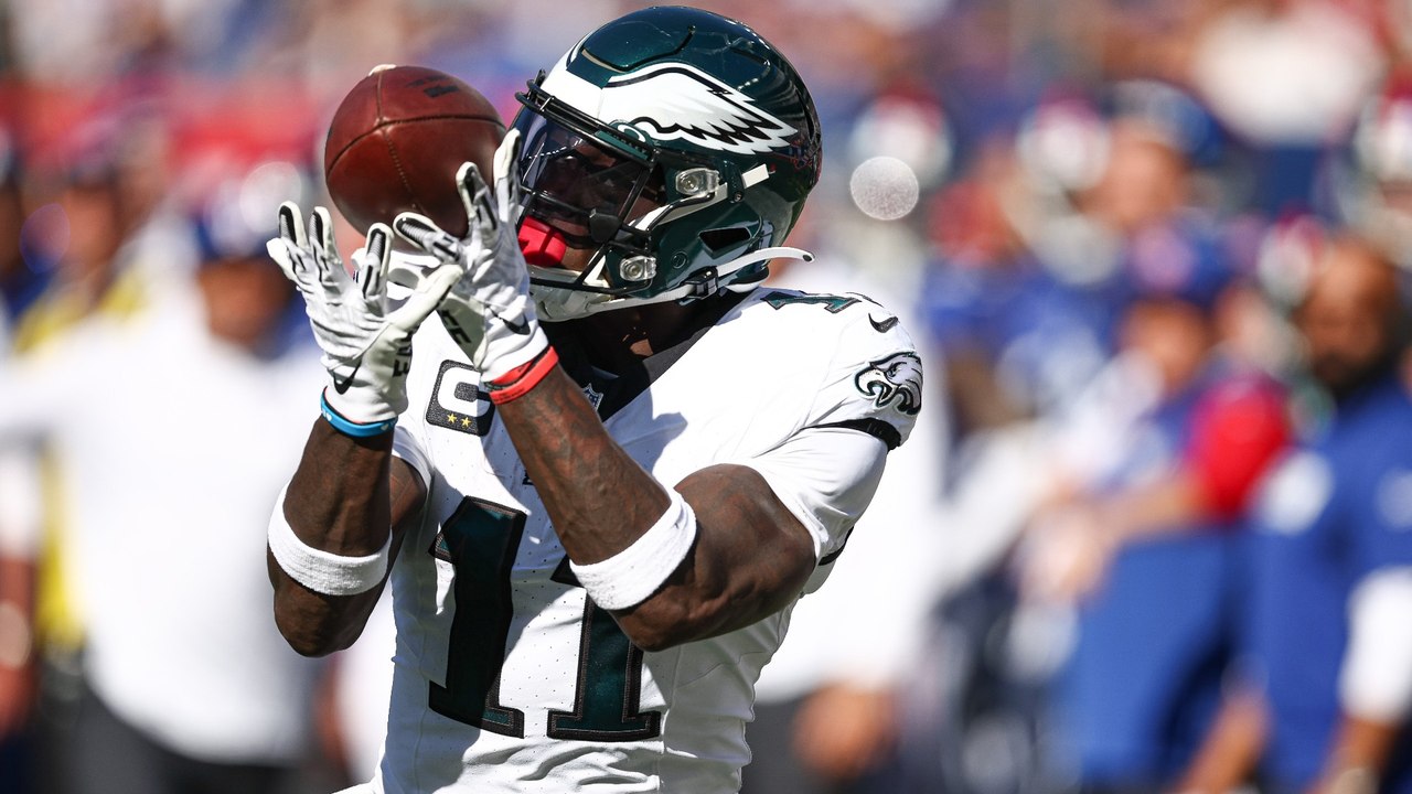 Updates on A.J. Brown and CeeDee Lamb's Injuries This Week