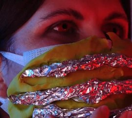 Creepy DIY mask that will surely drop some jaws!