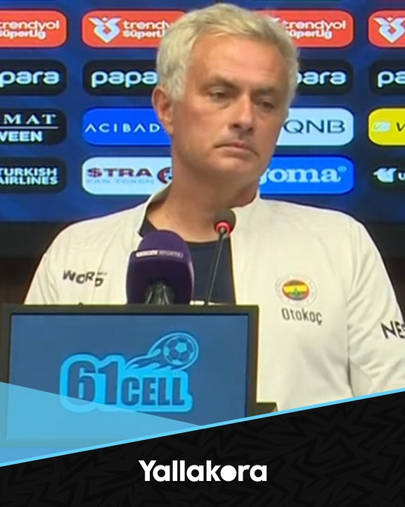 "لا أحد يشاهد الدوري التركي خارج تركيا.. ربما ابني فقط في لندن" ️  بسبب أخطاء التحكيم.. مورينيو يلمح إلى الفساد في الدوري التركي بتصريحات نارية 