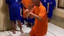 Sadbor Dan Rekannya Tetap Joget Patuk Ayam Di Penjara