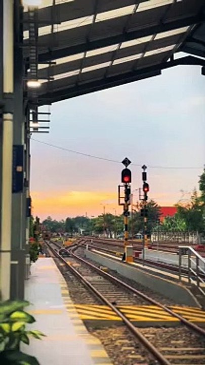 Datang Diwaktu Senja