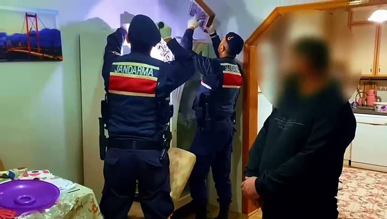 Bursa'da Jandarmadan Operasyon: 6 kişi tutuklandı