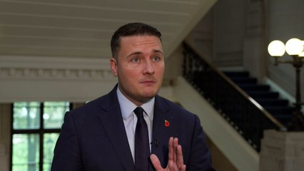 Govt: We want to clamp down on scourge of youth vaping