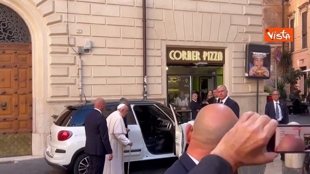 Papa Francesco visita Emma Bonino a casa dopo la malattia