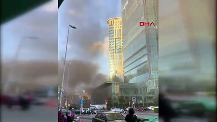İstanbul'da AVM'de yangın paniği
