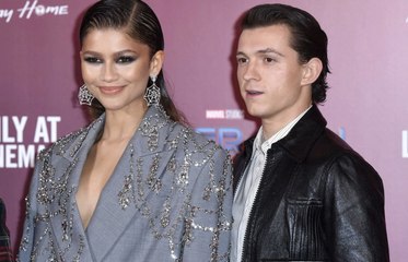 Tom Holland révèle chercher sa compagne Zendaya sur Google : « Je vérifie si tout va bien »