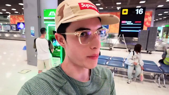 vlog l TUVE QUE SALIR DE CHINA... mudanza al NUEVO apartamento de BANGKOK y primeros dias en