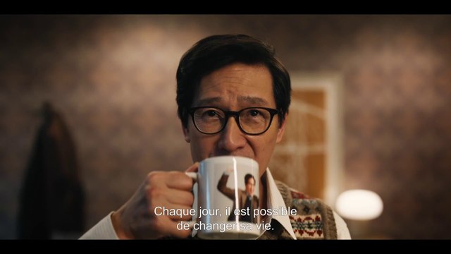 Back to Business - Bande annonce VOST [Au cinéma le 26 février] (Ke Huy Quan, Ariana DeBose, Daniel Wu)