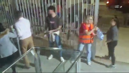 Largas colas en Valladolid para llevar alimentos y recursos a Valencia