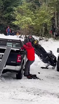 He got absolutely sent and Bent @tk_4k_tk#snowboarding #snowmobiling #winter #sledding #snowman