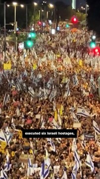 Israeli police have arrested a top aide to Prime Minister Benjamin Netanyahu over allegedly leaking classified information to foreign media.