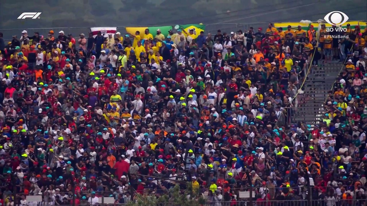 F1: Stroll roda na volta de apresentação, fica na brita e atrasa largada em Interlagos