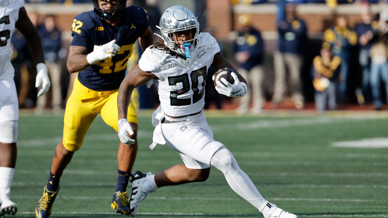 Analyzing College Football Rankings: Key Players & Surprises