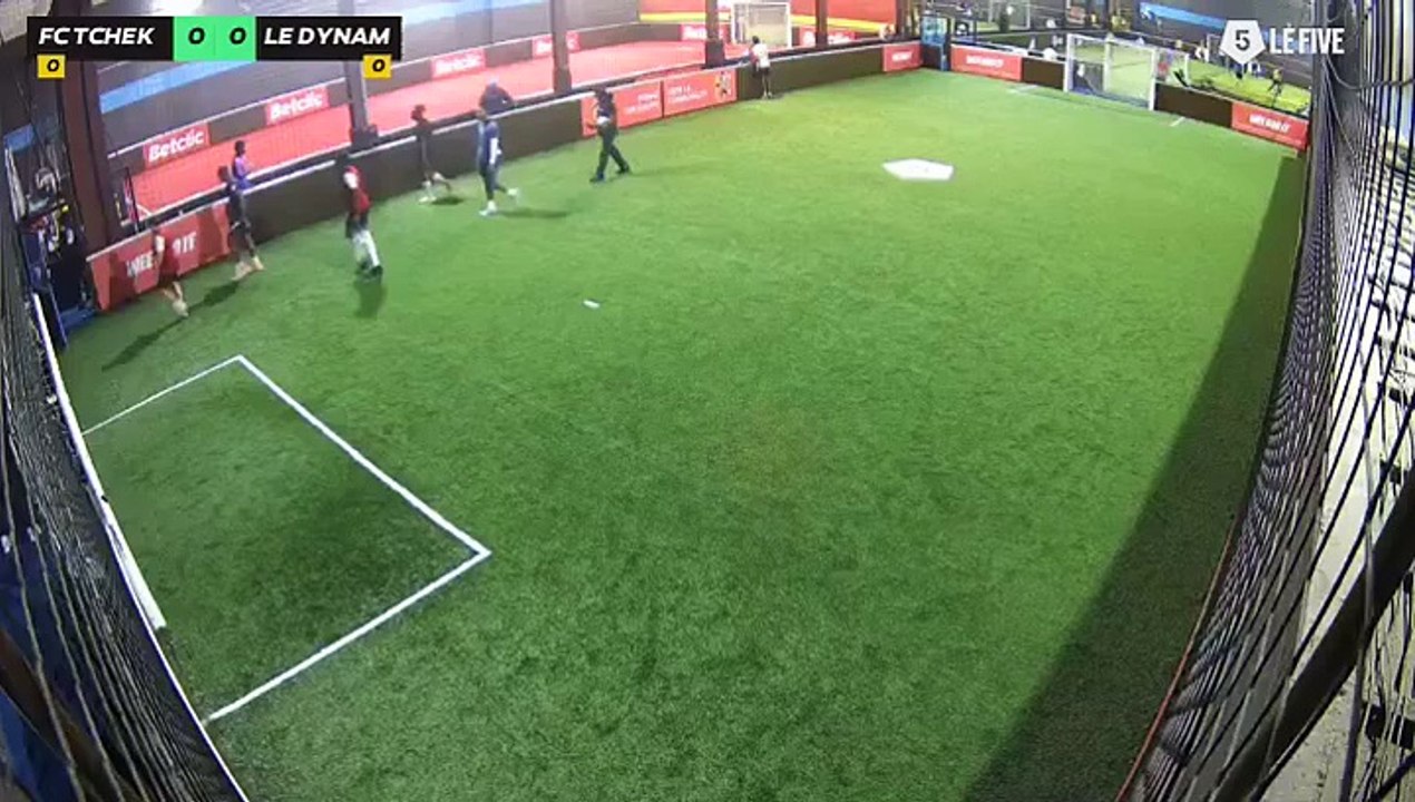Fc Tcheksplay - Le Dynamo Pantin 67214dba6c0455 67297439 05/11 à 22:07 - Football WeeDooIt (LeFive Villette)