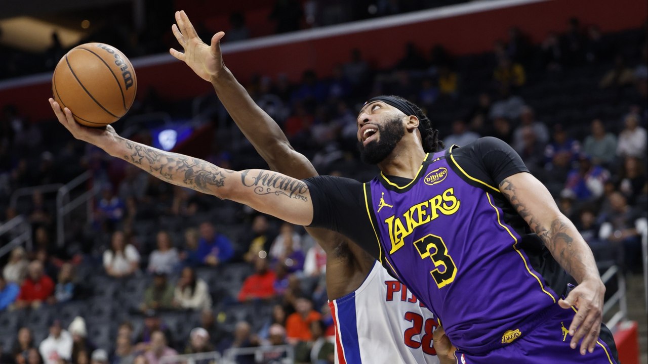 Pistons Defeat Lakers Amid Davis Injury: NBA Highlights