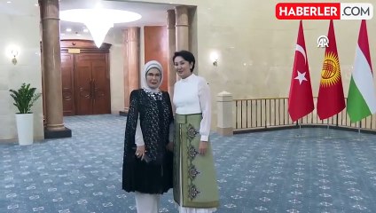 Emine Erdoğan, Kırgızistan Cumhurbaşkanı'nın eşi Caparova'nın akşam yemeğine katıldı