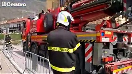 Un altro balcone va gi? nel progetto case di Cese di Preturo