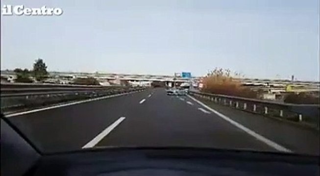 Pescara, auto in controsenso sull'Asse attrezzato
