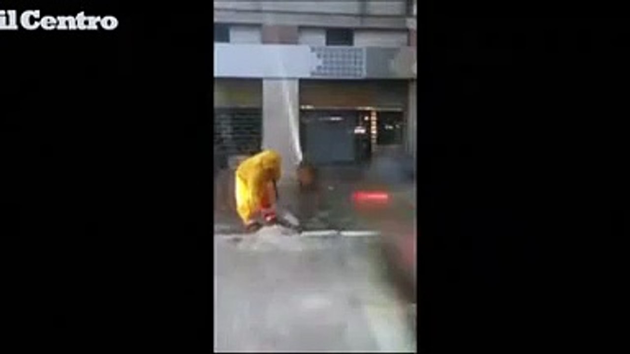 Chieti, via Pescara allagata, fogne in tilt