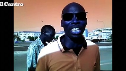 Pescara, i senegalesi: "Ci autosgomberiamo"