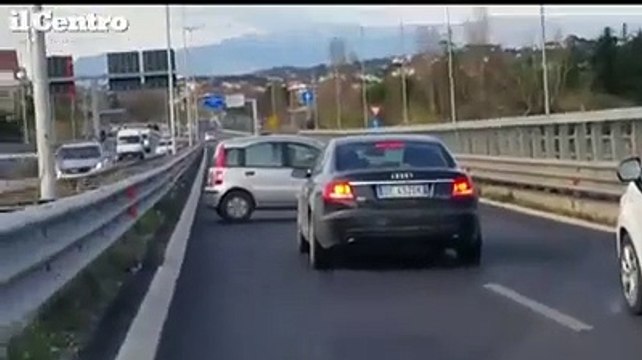 Pescara, donna in contromano sull'Asse attrezzato