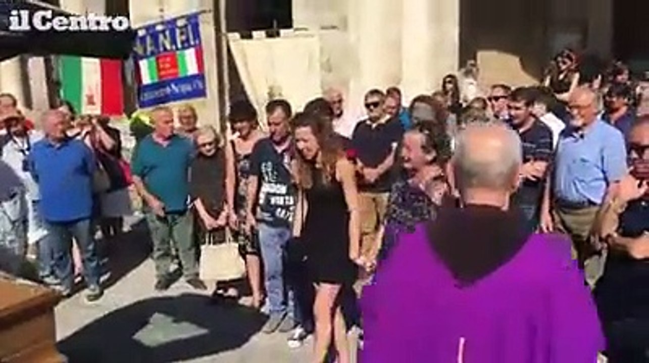 "Bella ciao" per il saluto all'ultimo partigiano teramano