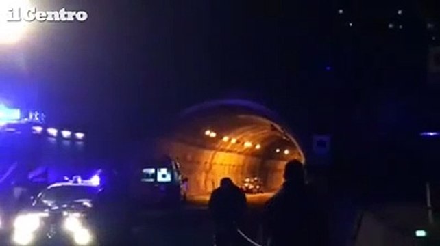 Frontale sulla statale 80, soccorsi inutili: due morti